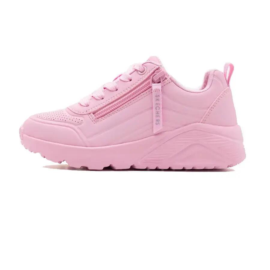 SKECHERS picture