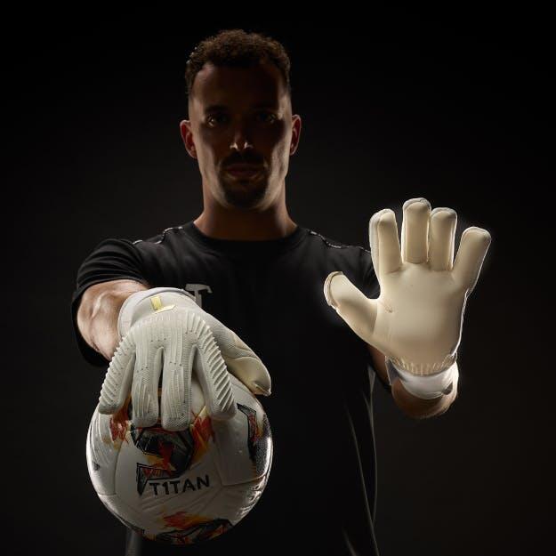 Guantes de portero de fútbol Rebel 2.0 White-Out para adulto con protecciones