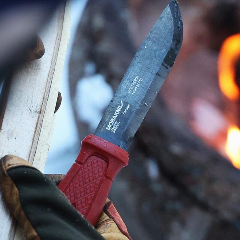 Coltello da sopravvivenza Garberg Dala Red nero carbonio con fodero in cuoio 4/5