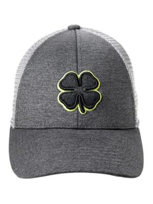 Cappello della fortuna perfetta del trifoglio nero