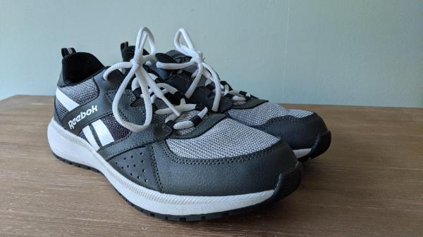 Tussen Particulieren - sneakers Reebok Classic unisex maat 38 2/4
