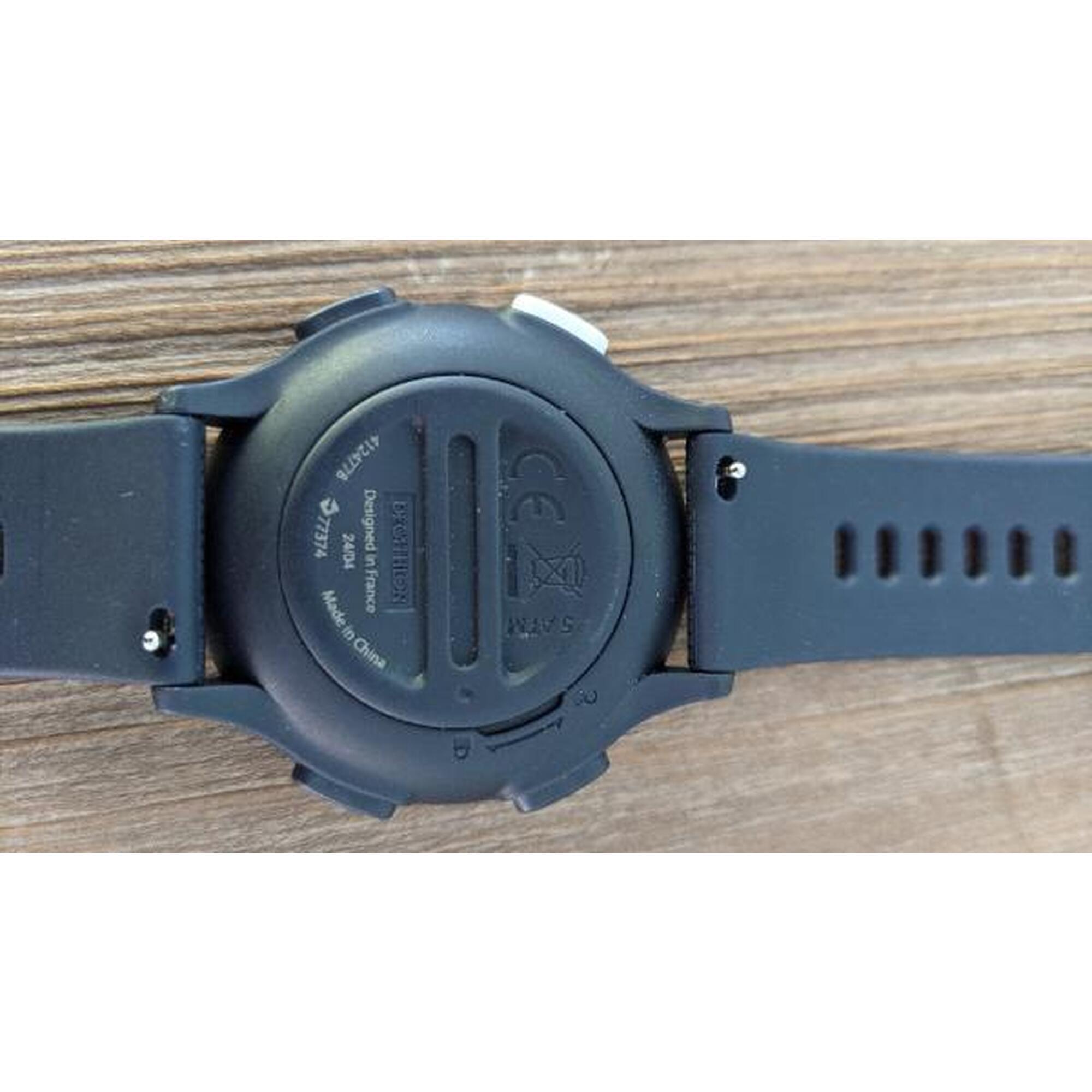 Tussen Particulieren - Kiprun Hardloophorloge met stopwatch W500M zwart