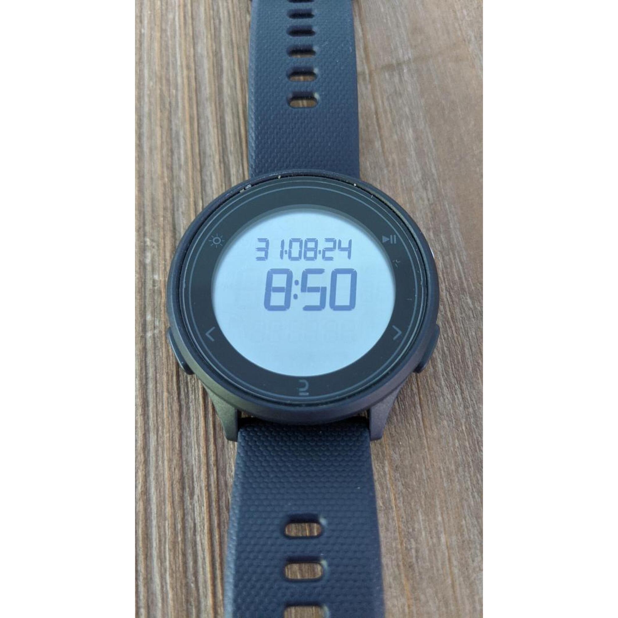 Tussen Particulieren - Kiprun Hardloophorloge met stopwatch W500M zwart