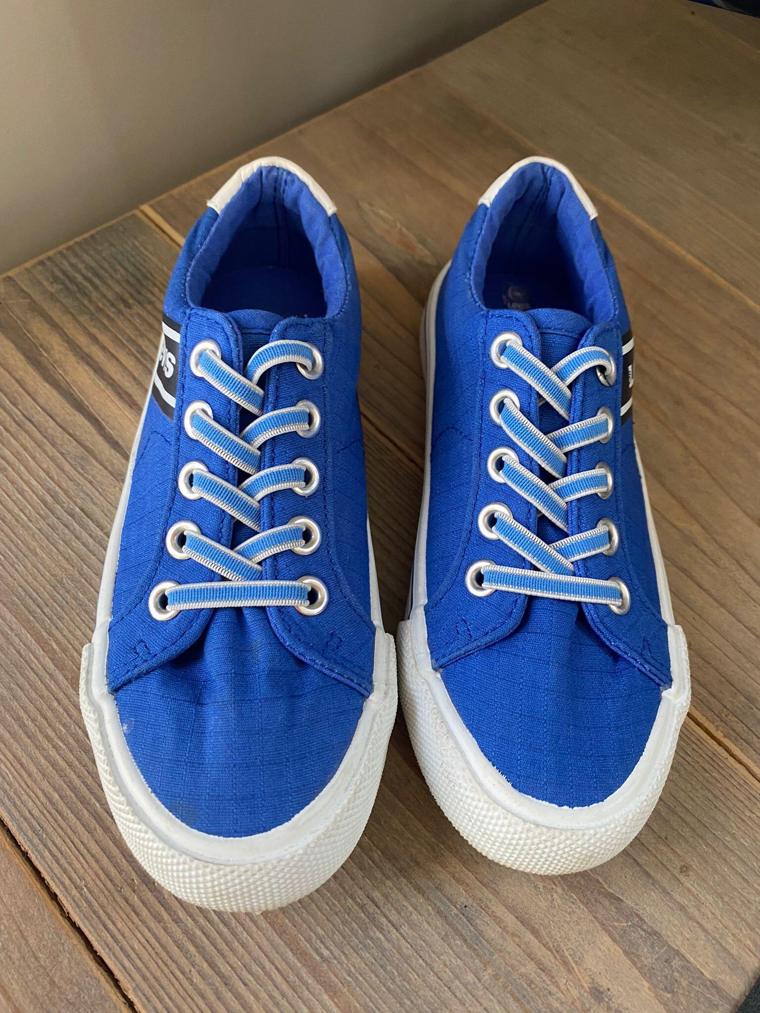 Entre Particuliers - Chaussures de sport Levi's taille 29 à l'état neuf 2/4