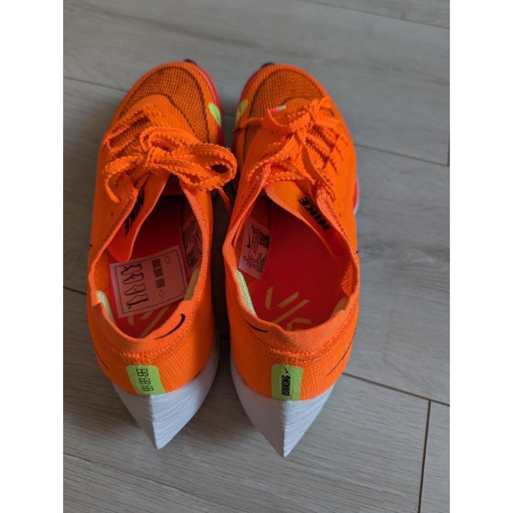 Entre Particuliers - Chaussures Nike vaporfly orange carbone