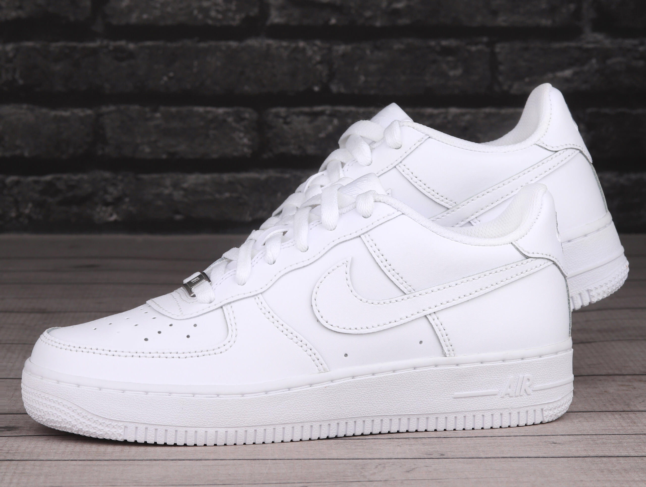Nike Air Force 1 LE Triple White (GS), Sneaker Unisex 3/7