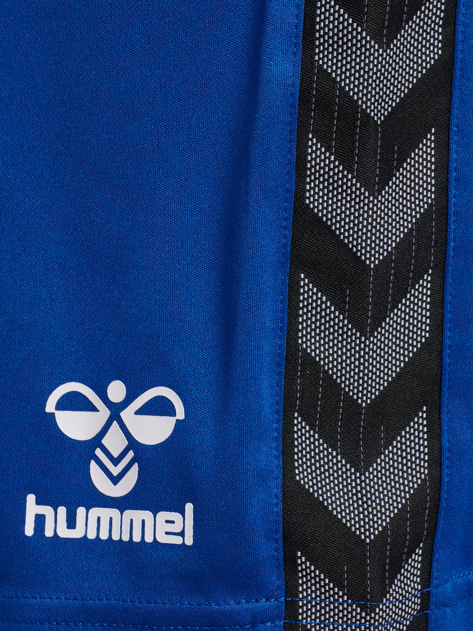 Curta Hummel Authentic 6/7