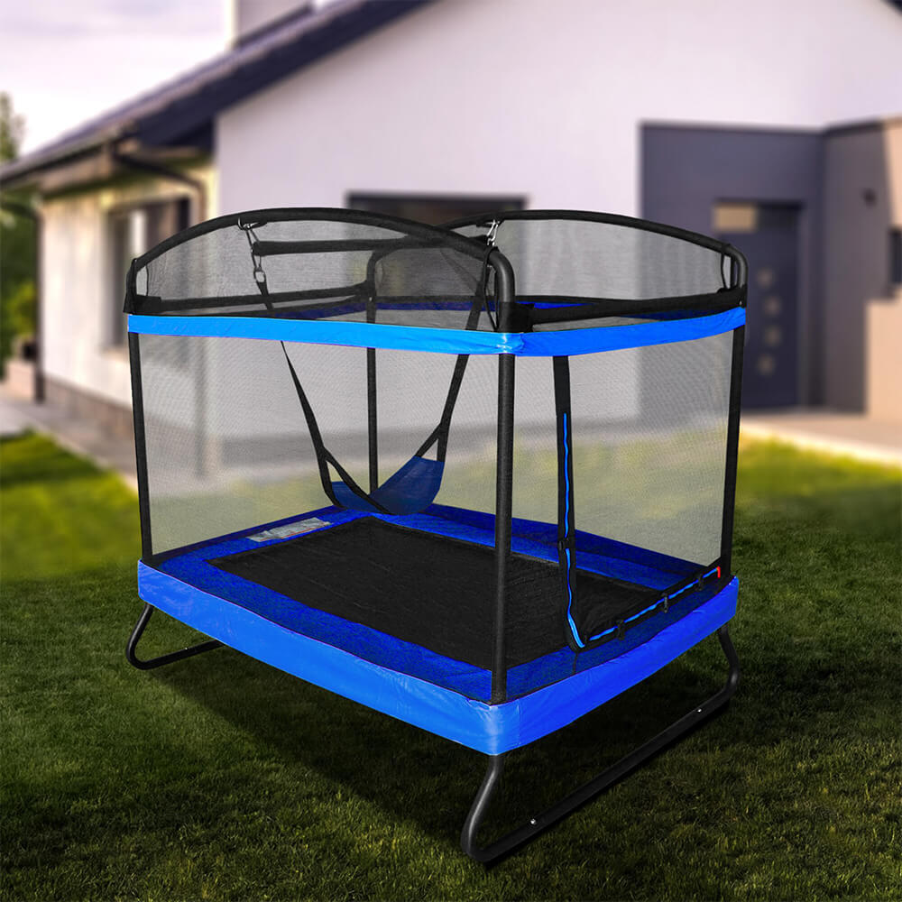 Trampolína pro děti s houpačkou a bezpečnostní sítí 2/5