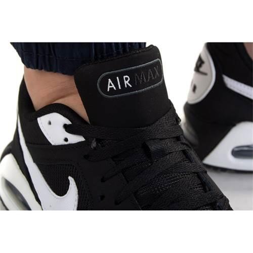 Zapatillas Nike Air Max Ivo 5/7
