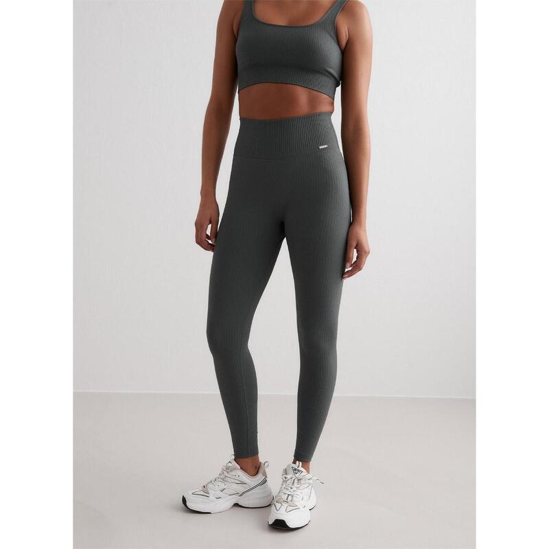 37d26402-eb63-481c-8964-7fd790b79e96_c219