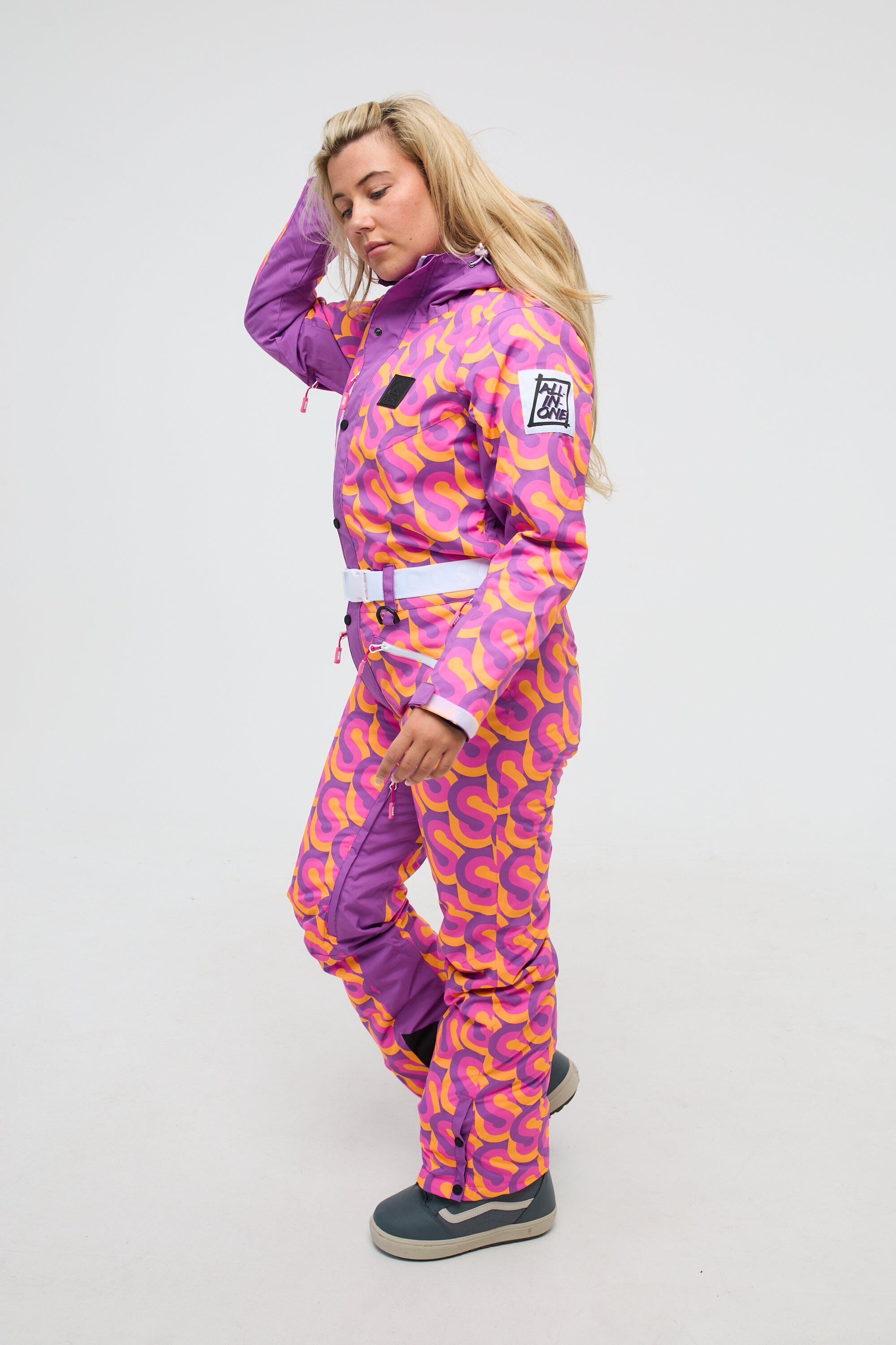 That 70's Show Curved Female Ski Suit 3/7