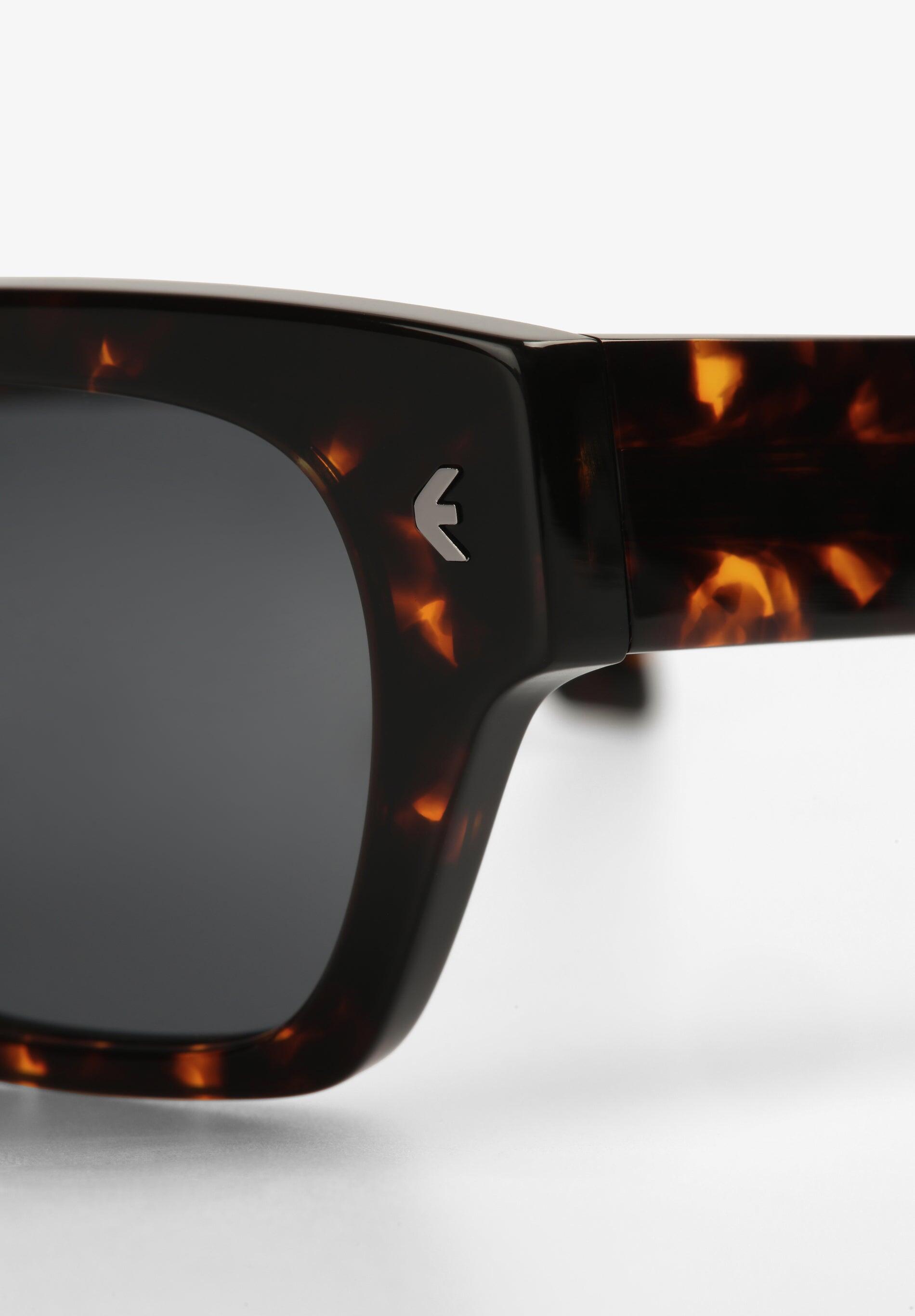 Gafas de Sol Basalt 02 4/7