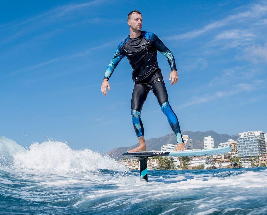 Koszulka do sportów wodnych z ochroną UV męska Aztron Rashguard Moon Fever 6/7