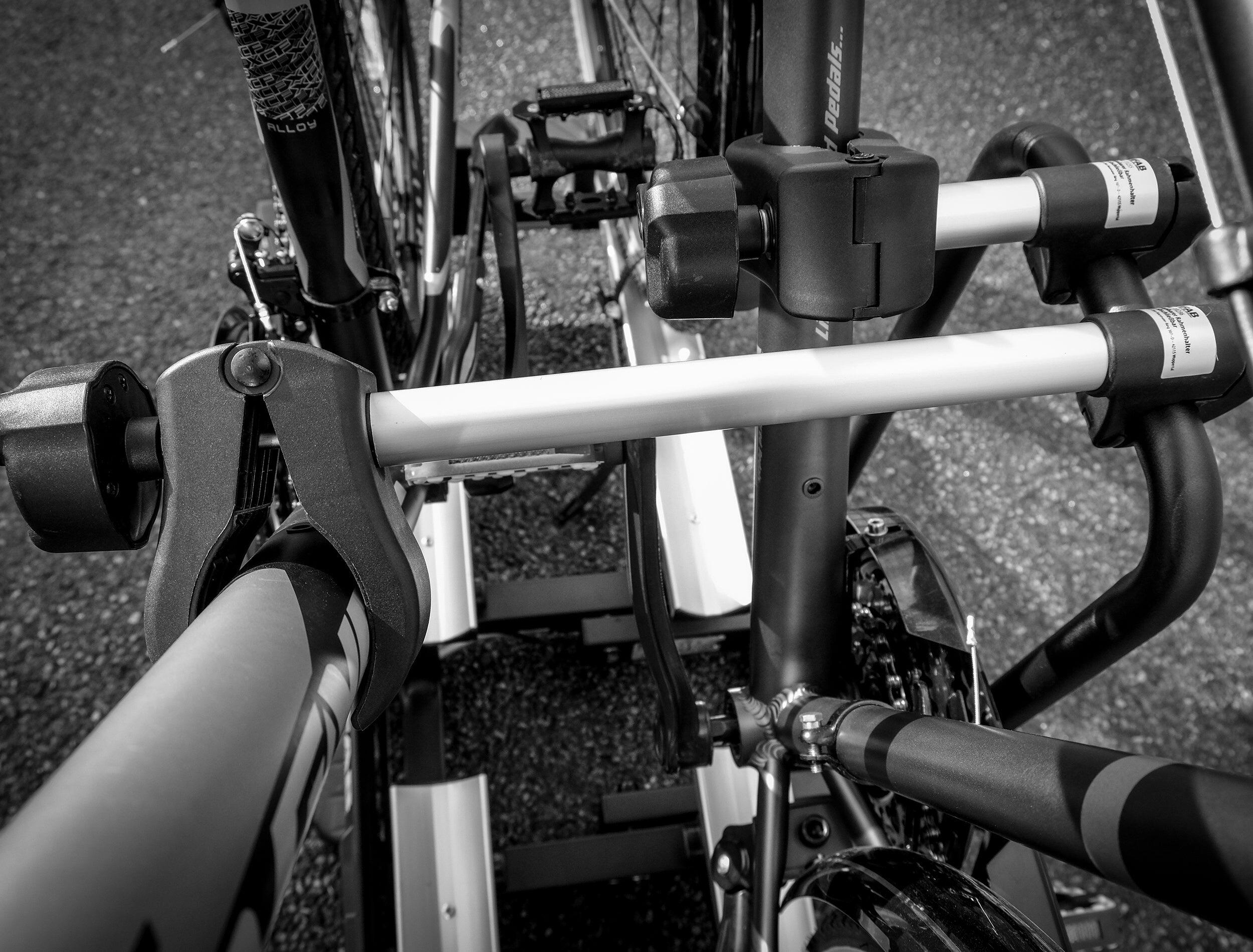 PORTE-VÉLO EUFAB : FIXE-CADRE À PINCE LONG AMOVIBLE Ø 25 + 30 MM ANTIVOL - PORTE 3/7