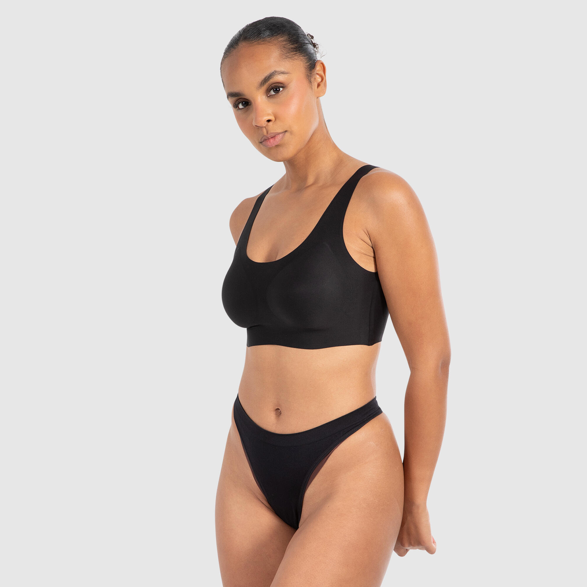 Damen Bralette mit Cups Nysa Schwarz 2/6