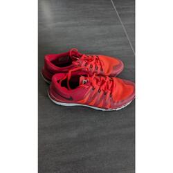 Entre Particuliers - Chaussures Nike rouge