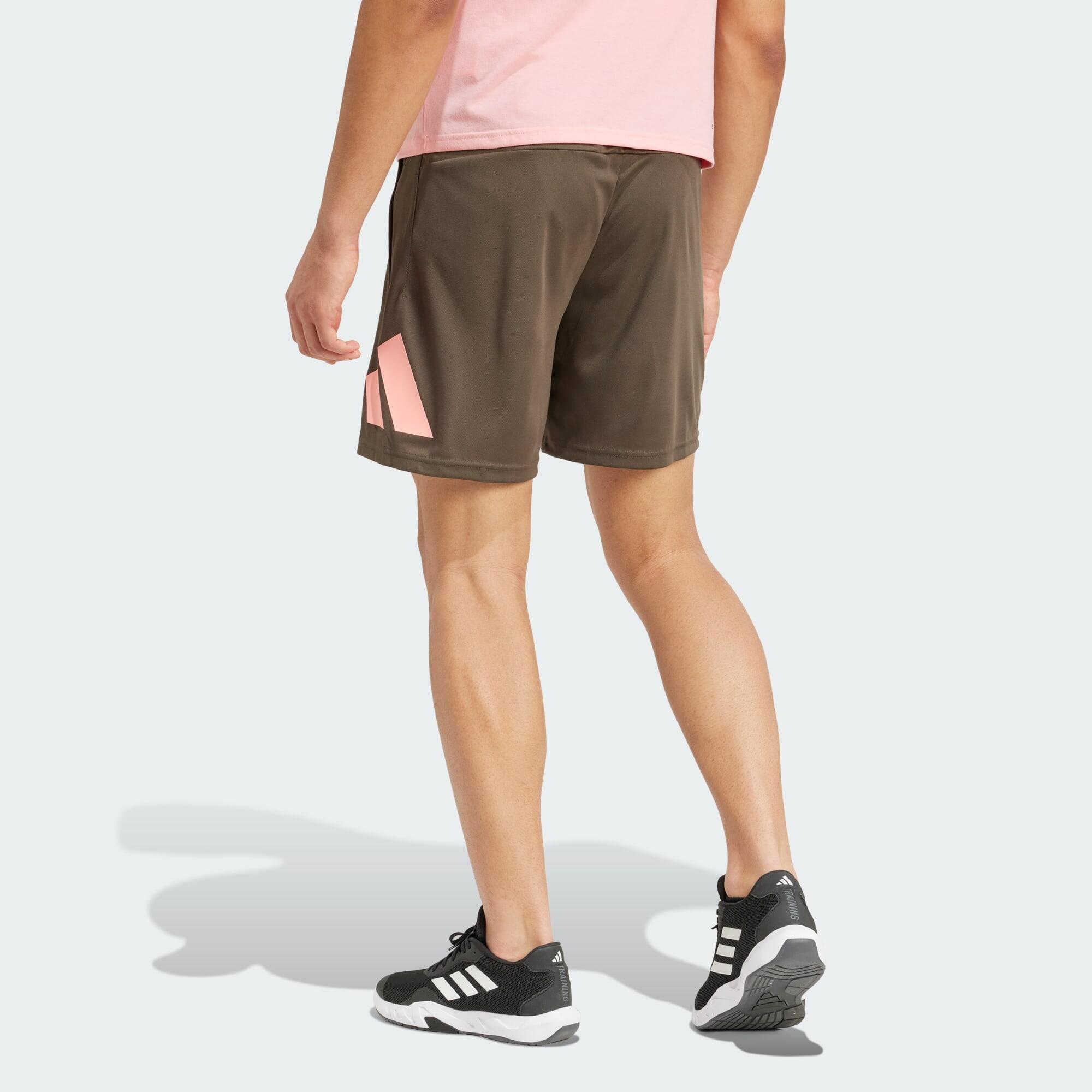 Train Essentials Logo Training Short 3/6