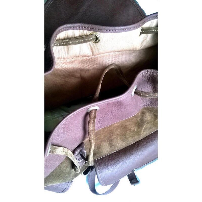 RUCSAC PIELE 2 BUZUNARE EXT..