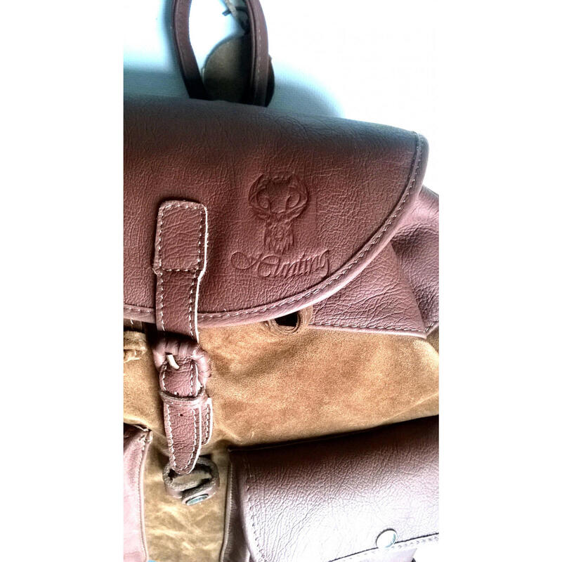 RUCSAC PIELE 2 BUZUNARE EXT..