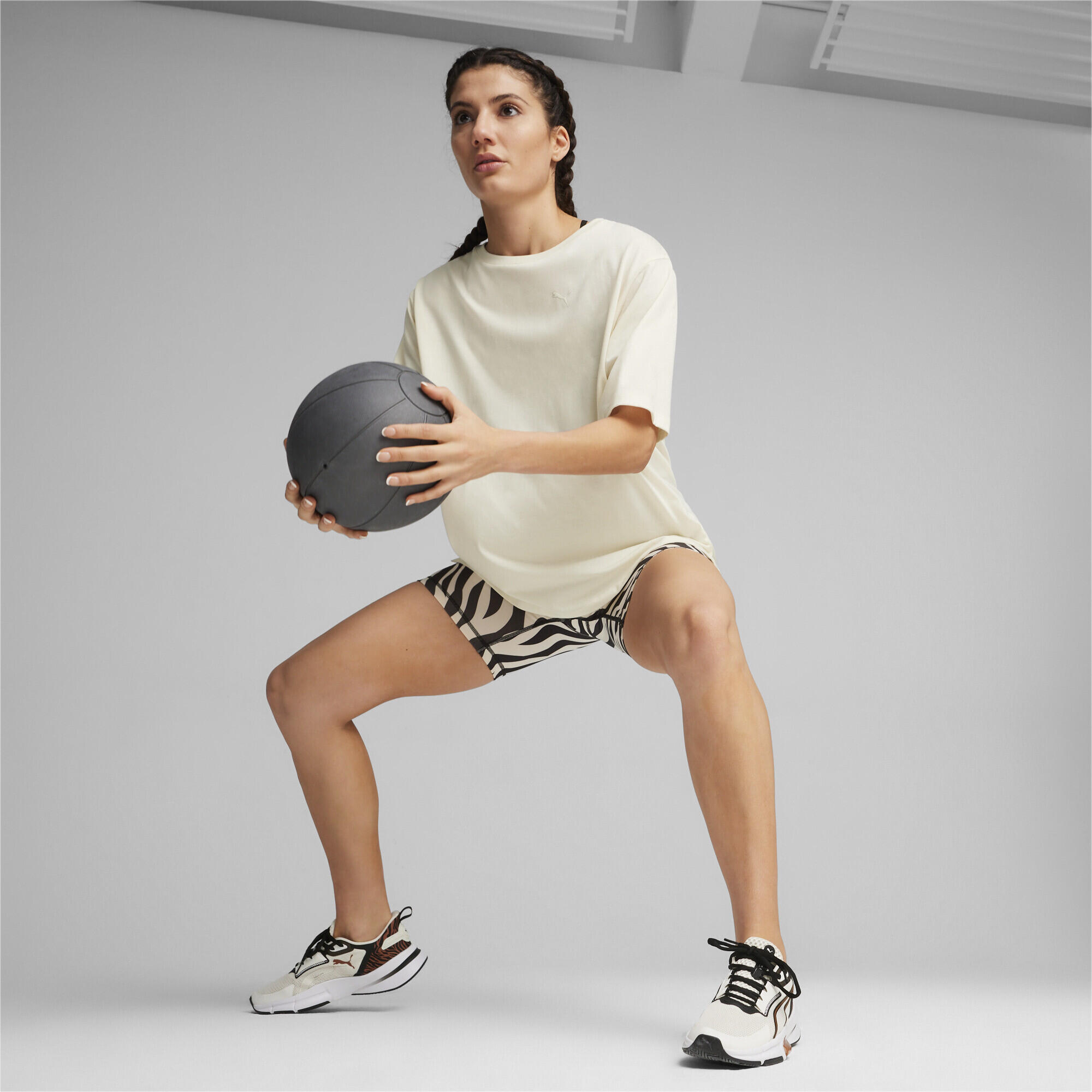 T-shirt da allenamento ANIMAL REMIX BOYFRIEND da donna PUMA Sugared Almond Beige 4/6