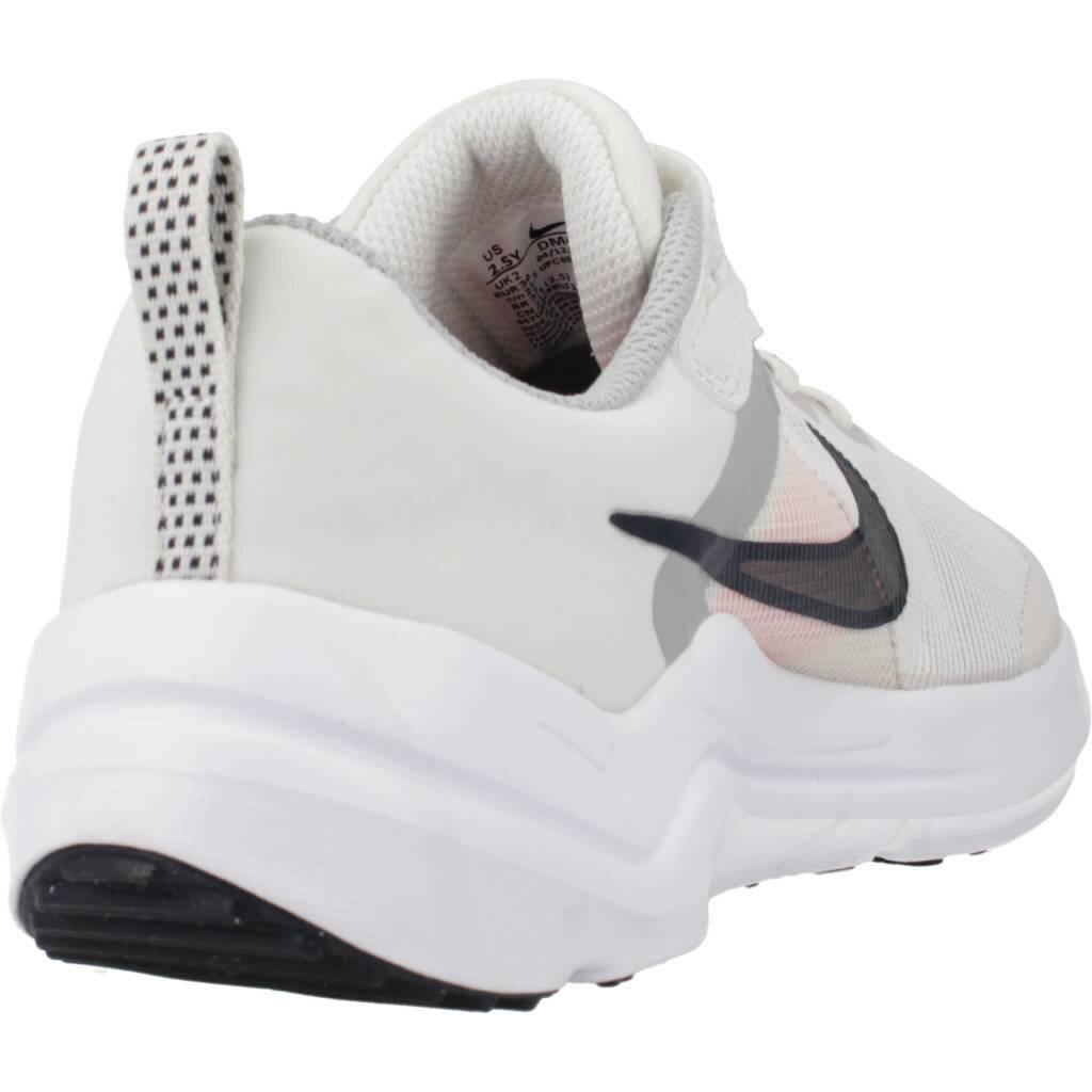 Sneakers Nike Model Downshifter 12 Kleur Beige 3/5