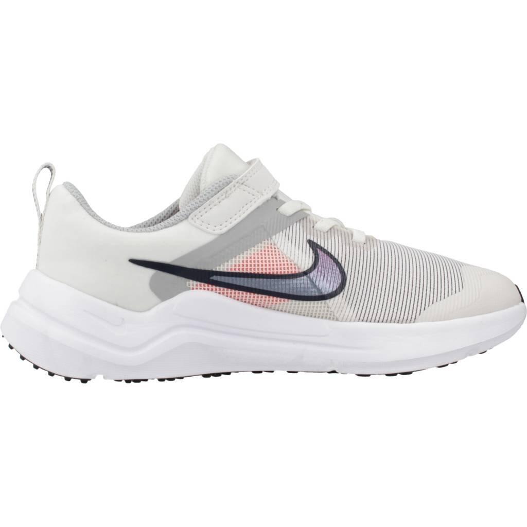 Sneakers Nike Model Downshifter 12 Kleur Beige 4/5