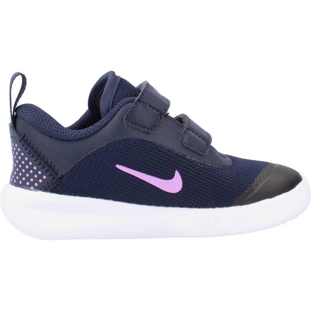 Baskets Nike Modèle Omni Multi-court Couleur Bleu 4/5