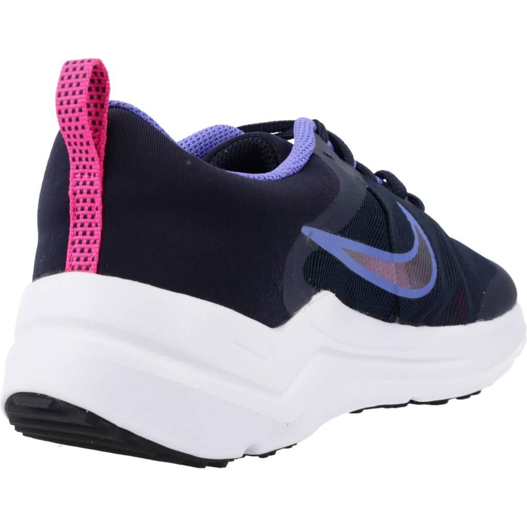 Baskets Nike Modèle Downshifter 12 Big Kids Couleur Violet 3/5