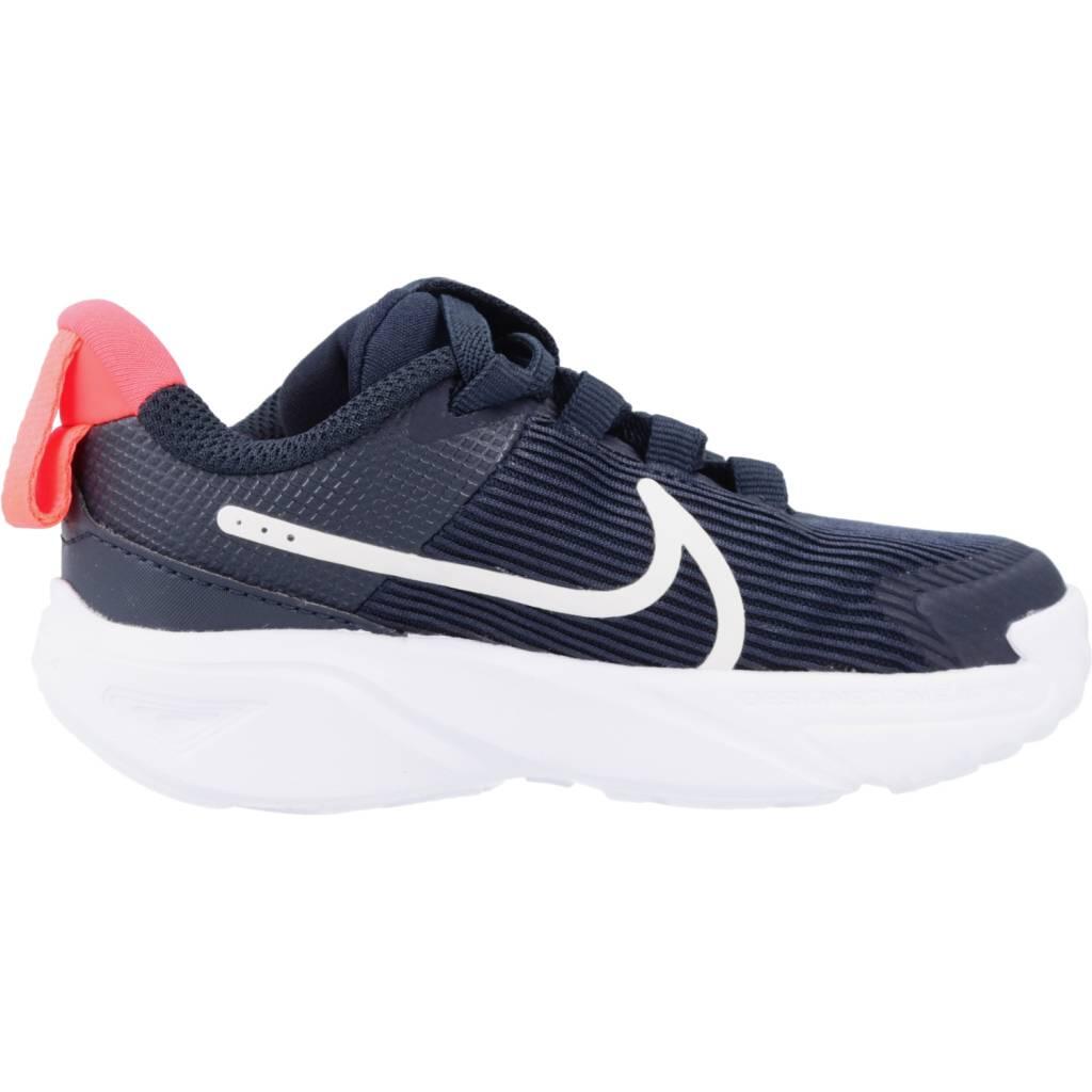 Baskets Nike Modèle Star Runner 4 Couleur Bleu 4/5