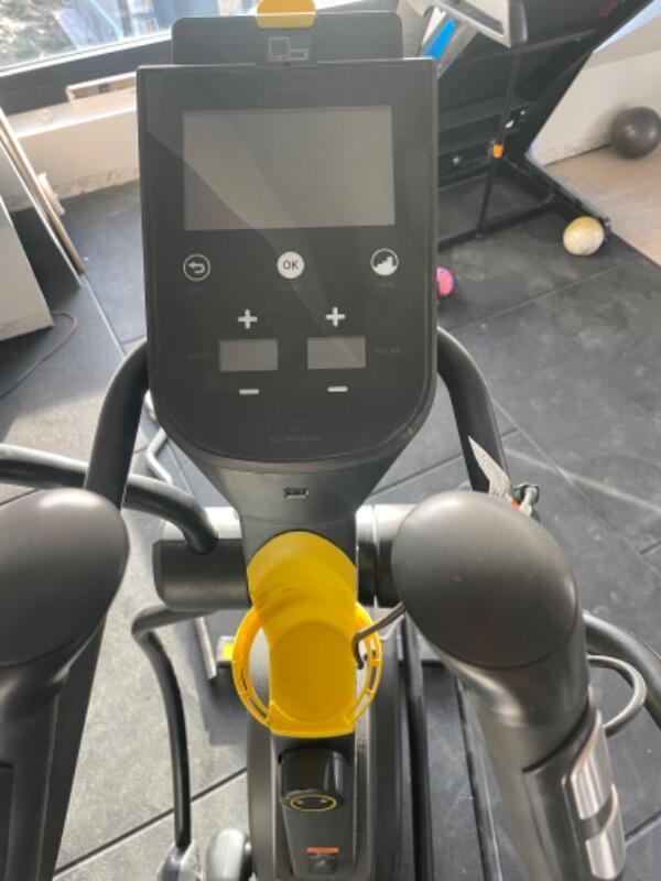 Entre Particuliers - Vélo ELLIPTIQUE domyos EL 900 2/4