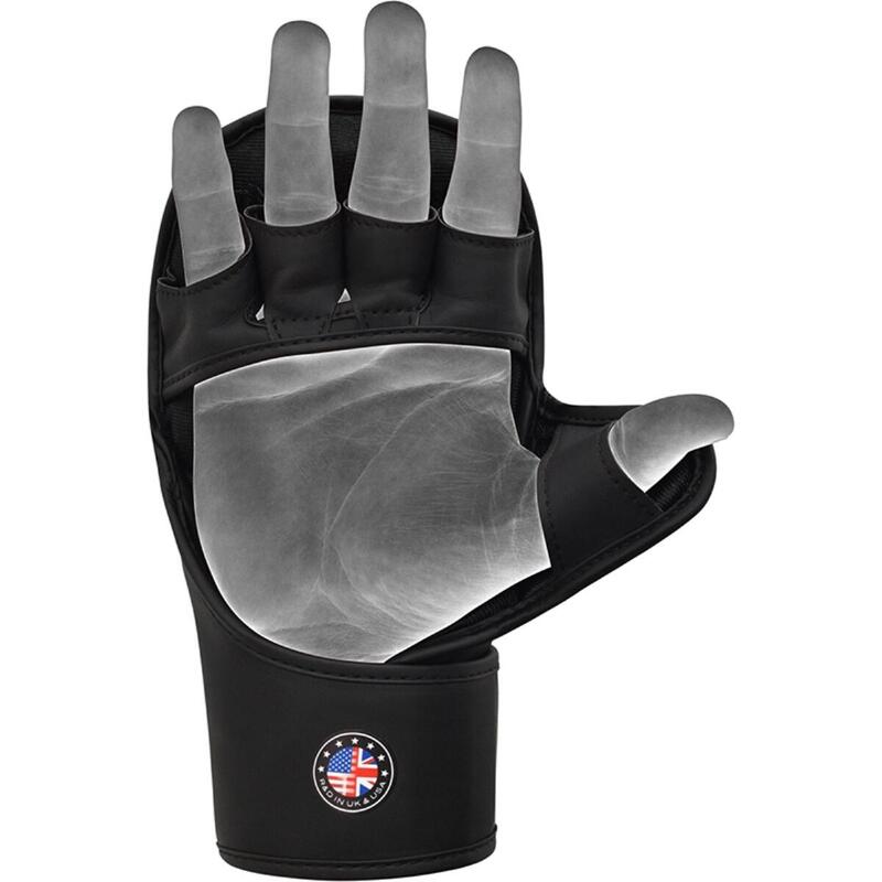 Aura+ T-17 Shooter MMA Handschoenen - Zwart/Goud - M