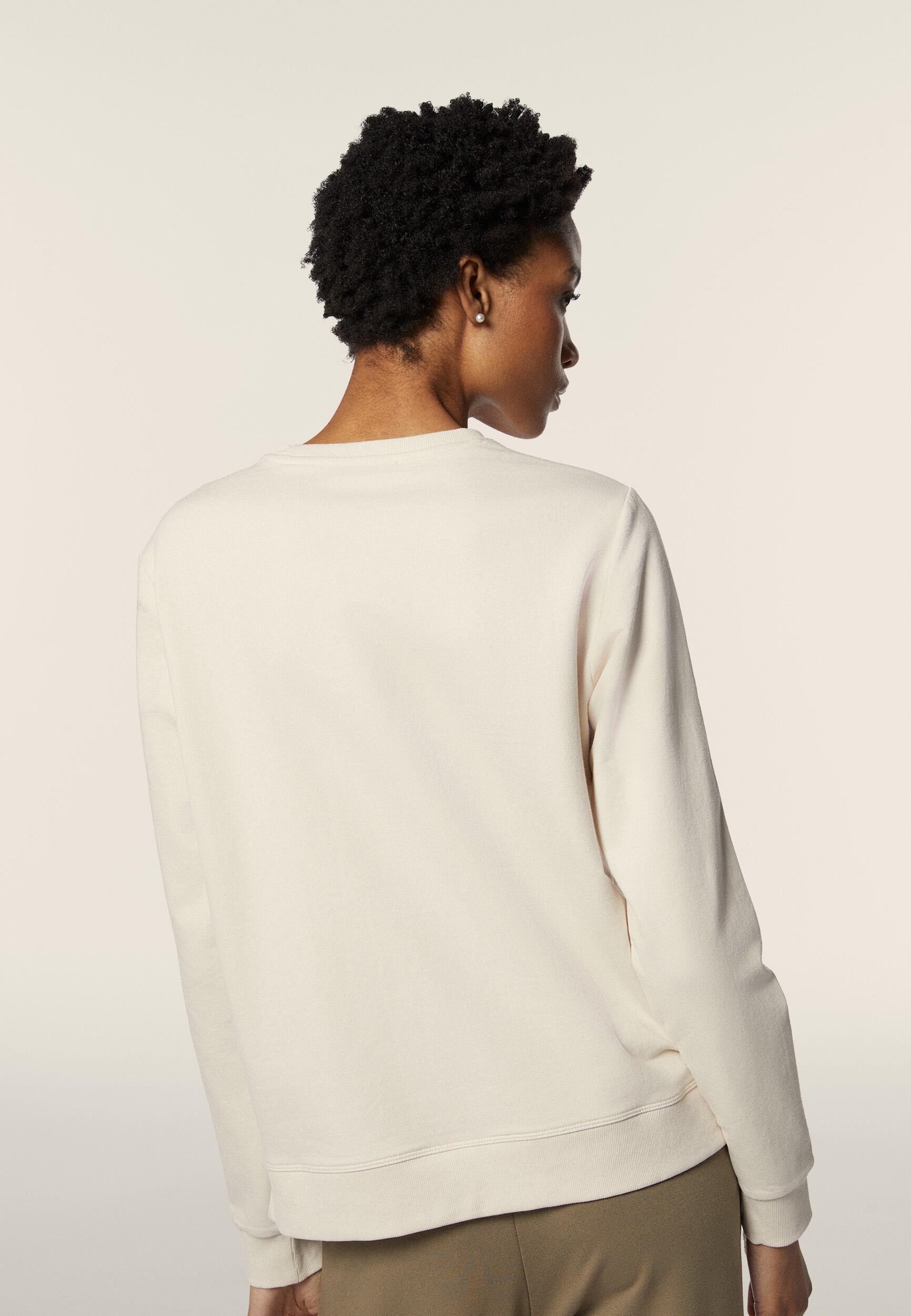 Felpa girocollo comfort fit donna con fantasia floreale 4/5