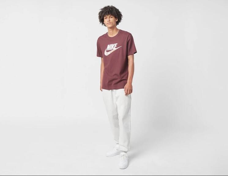T-shirt uomo nike nsw tee12mo futura - bordeaux 3/6