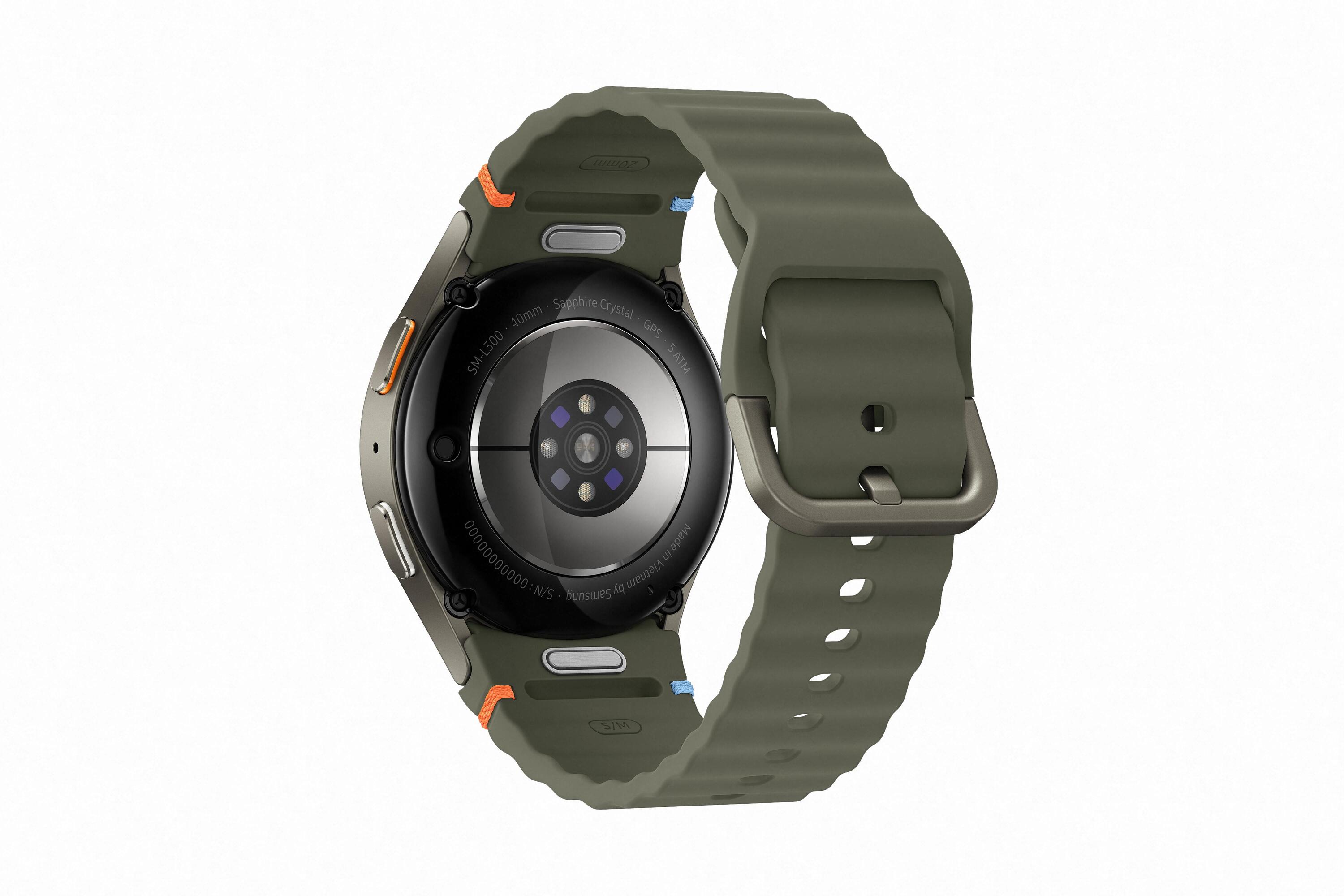Galaxy Watch7 40mm Bluetooth Smartwatch - Green 3/9