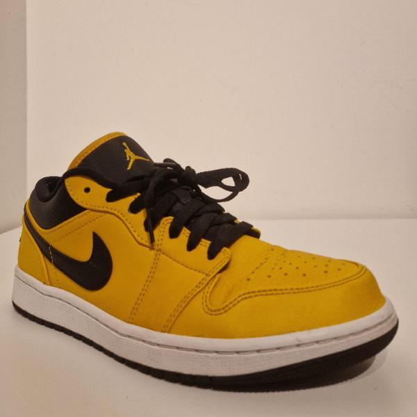 Tussen Particulieren - Nike Air Jordan 1 Laag Universiteitsgoud 3/5