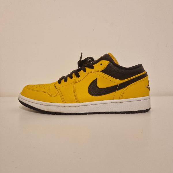 Tussen Particulieren - Nike Air Jordan 1 Laag Universiteitsgoud 2/5