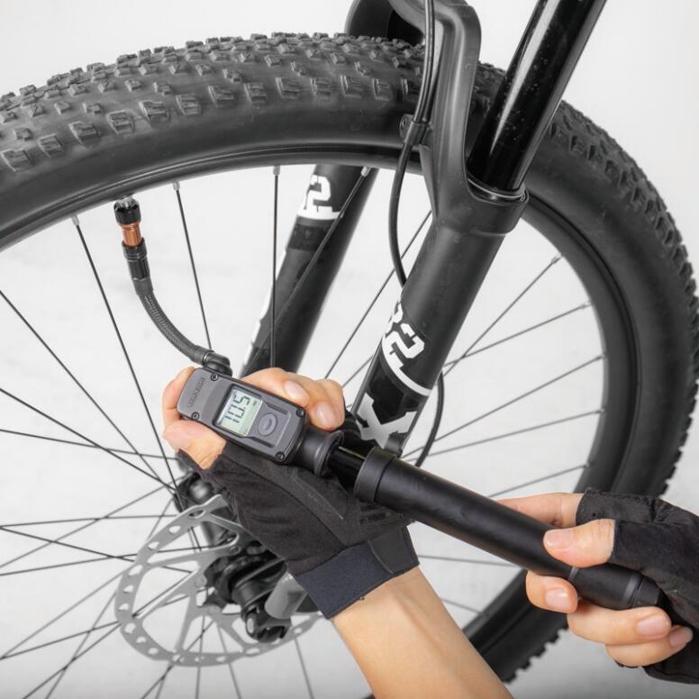 Topeak Handpumpe Mountain Digital 2Stage, Schwarz 5/7