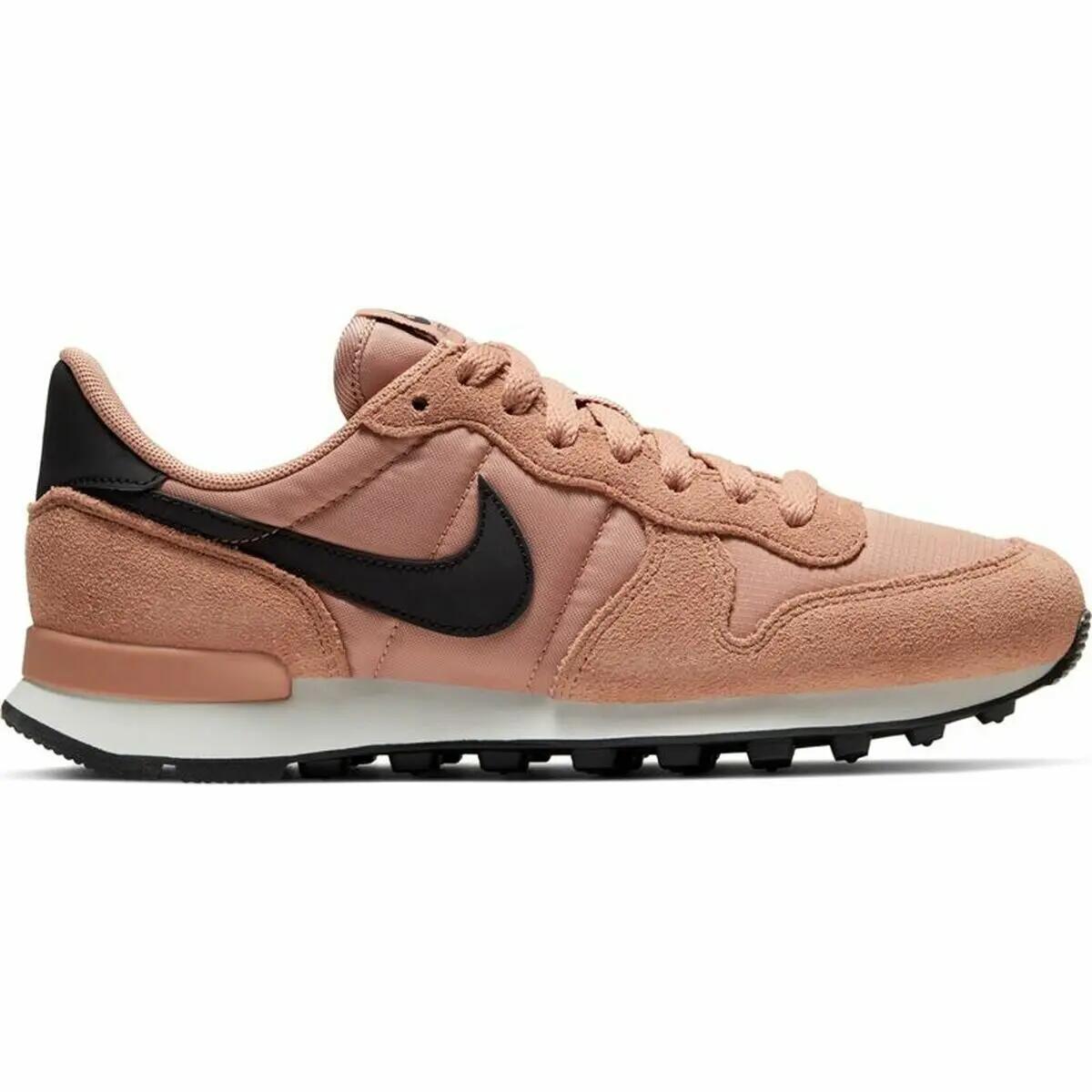 NIKE picture