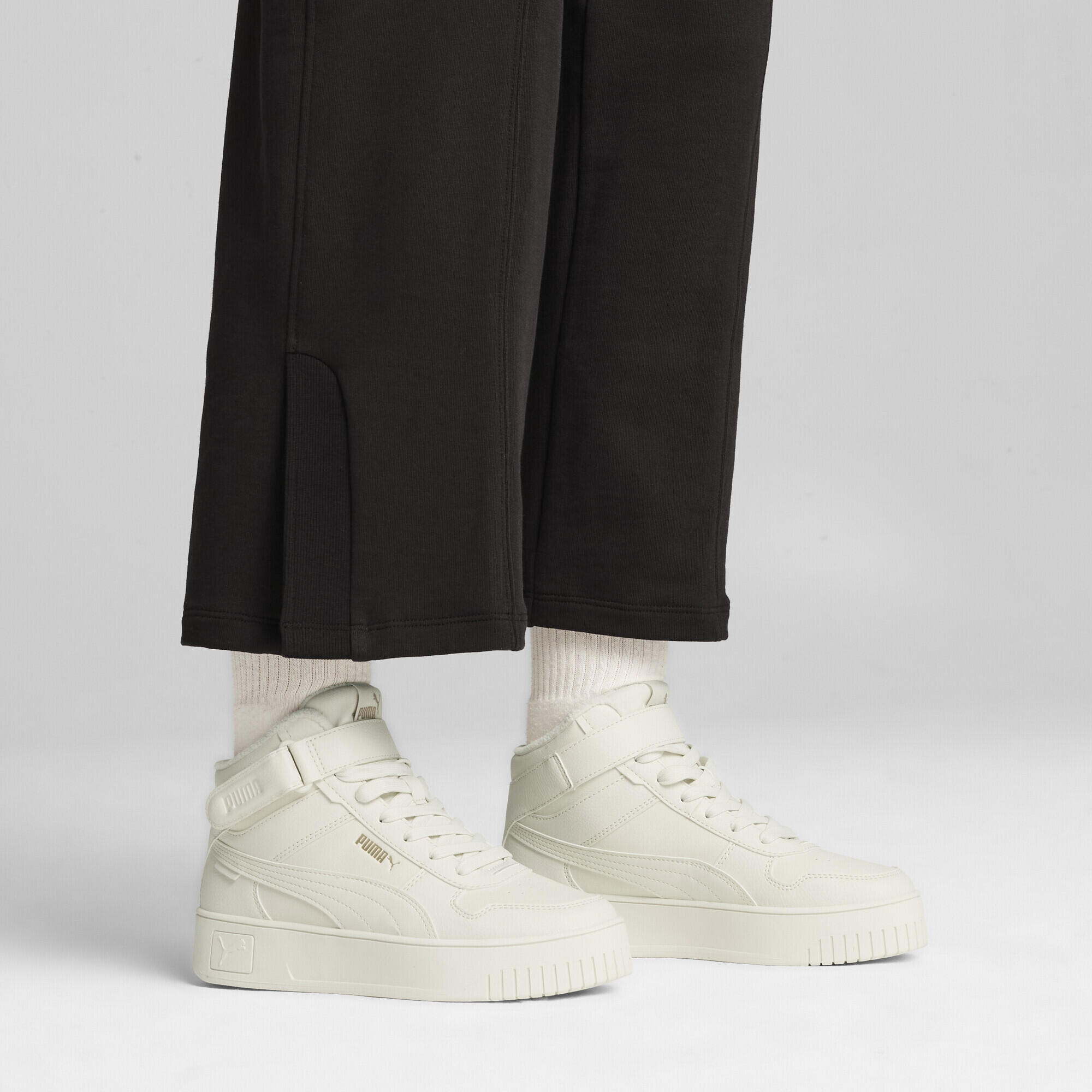 Chaussures universel femmes Puma Carina Street Mid Wtr PUMA