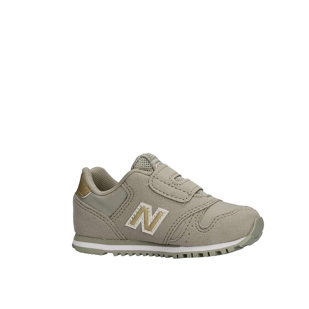 NEW BALANCE picture