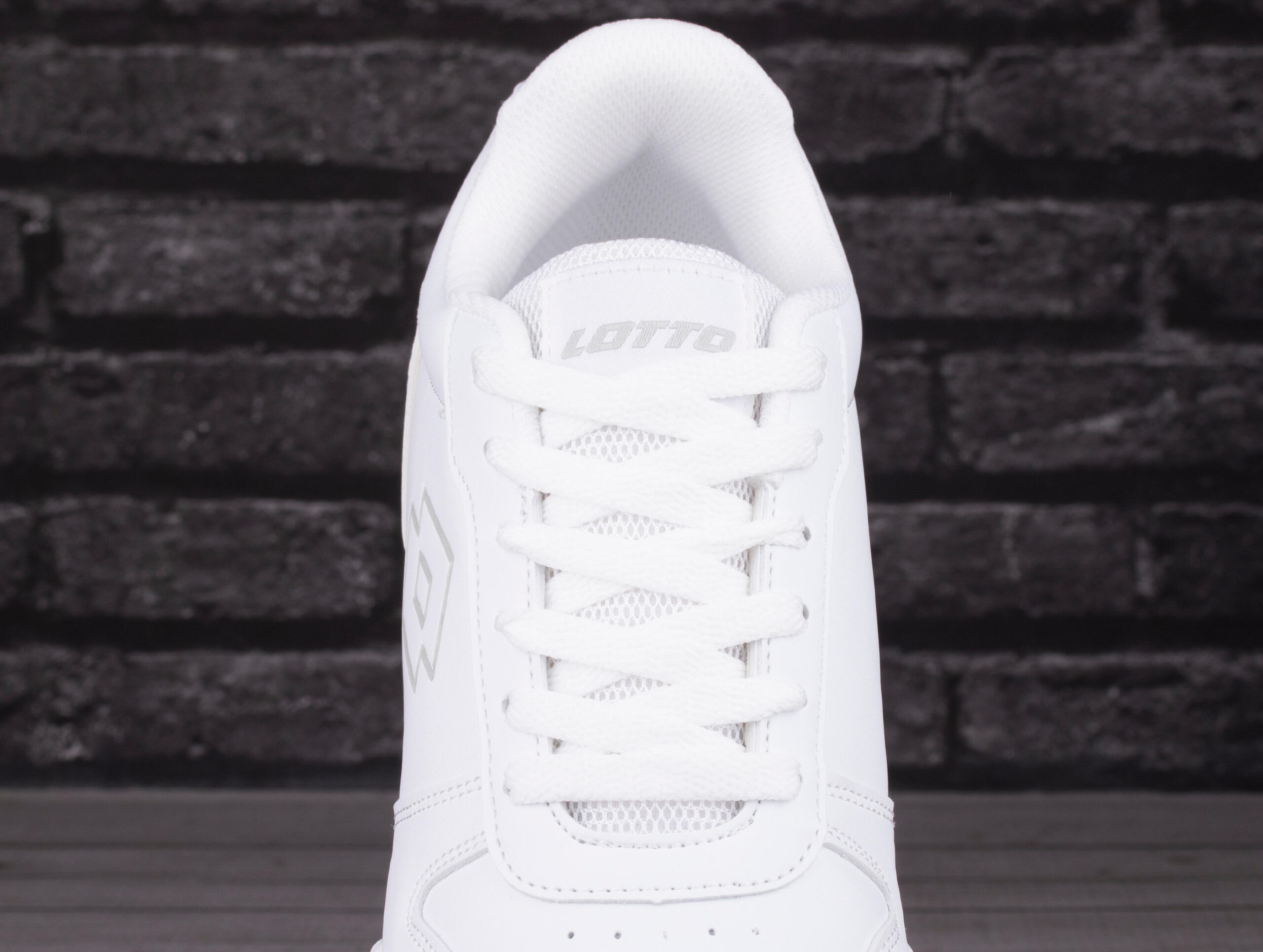 Lotto TITANIS OC Unisex Sneaker Low Top Schuhe 2400240U Weiss 6/7
