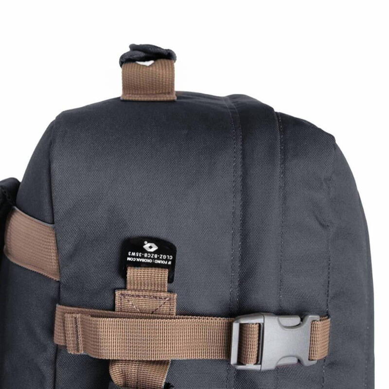 Batoh CabinZero Classic 44L