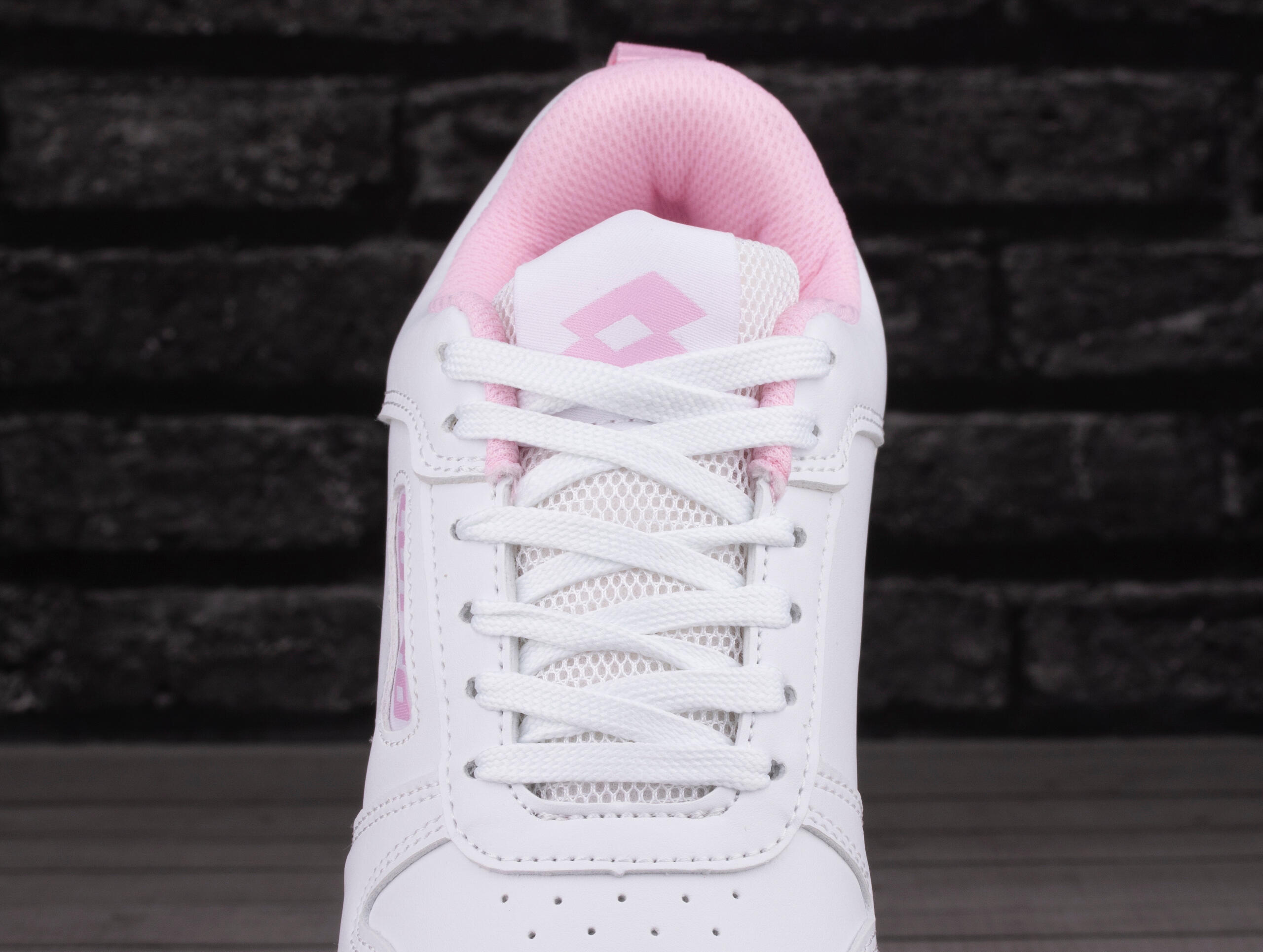 Buty damskie sportowe do chodzenia Lotto TOCO BC 6/7