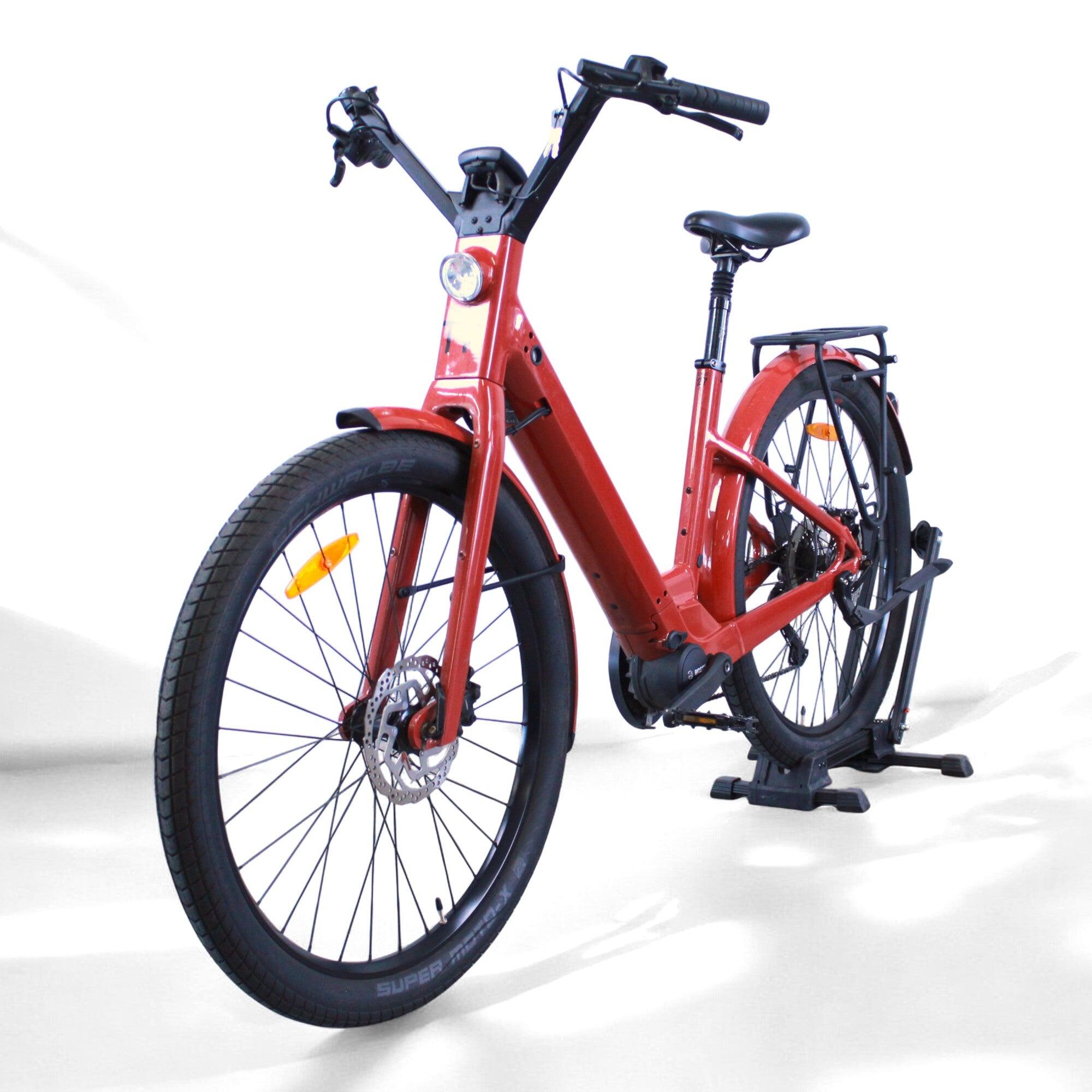 Tweedehands - Stadsfiets elektrische  Lundi 27.1 rouge  - Uitstekend 5/6