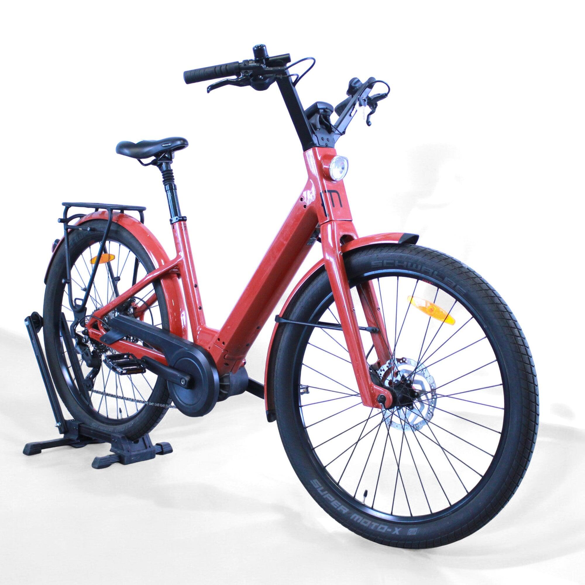Tweedehands - Stadsfiets elektrische  Lundi 27.1 rouge  - Uitstekend 2/6