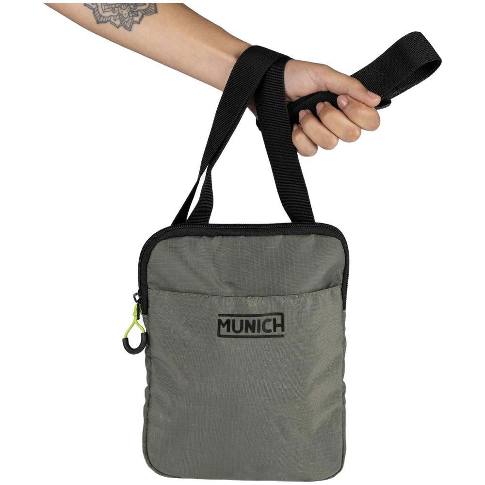 Bandolera de la marca Munich para unisex en color negro. 5/5