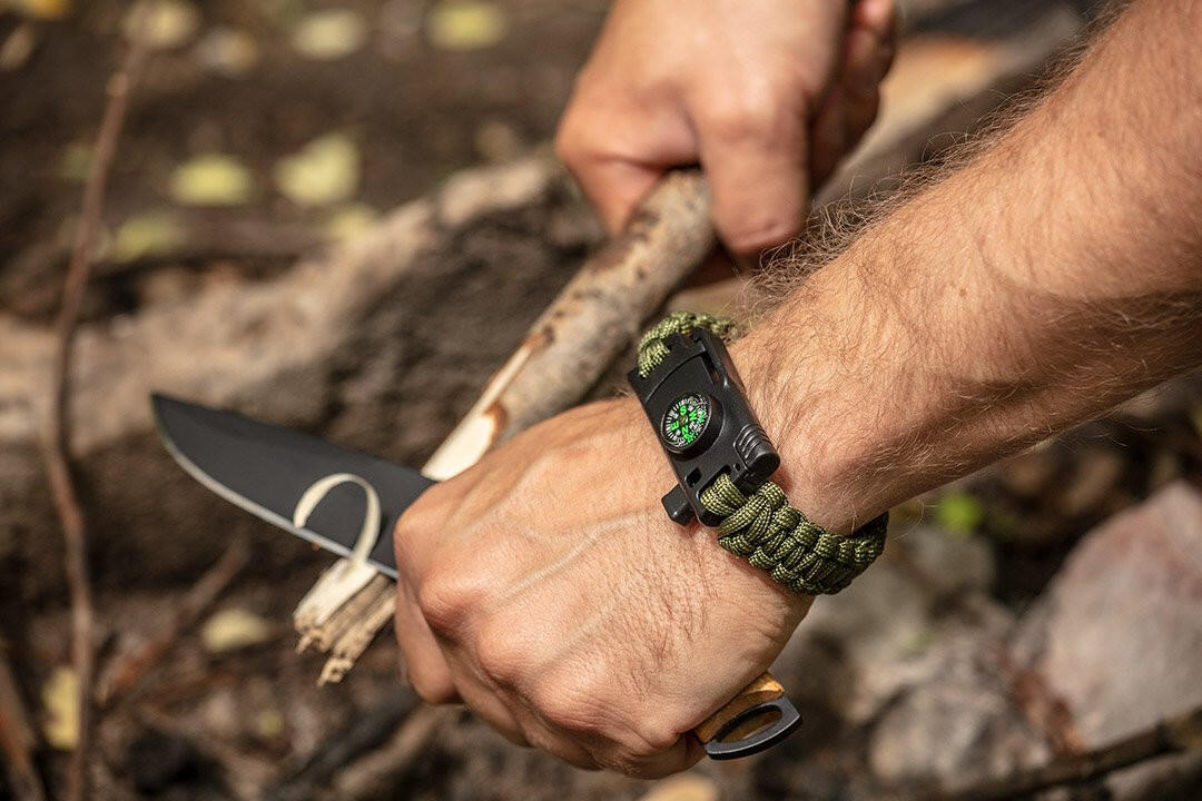 Bransoleta survivalowa 5w1 kompas krzesiwo noż  gwizdek 3/7