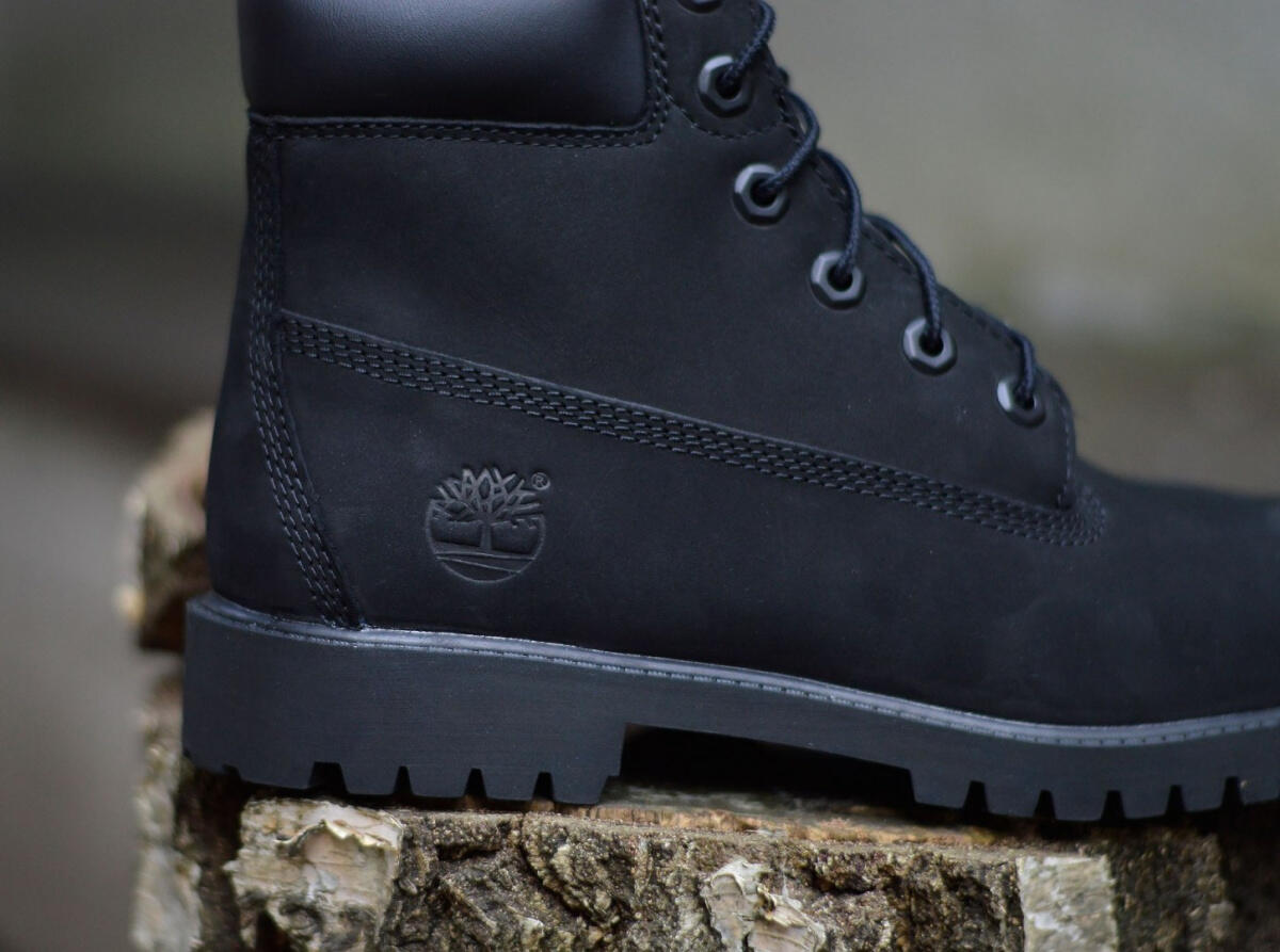 Timberland 6" Premium Boot Black Nubuck (GS) 3/5