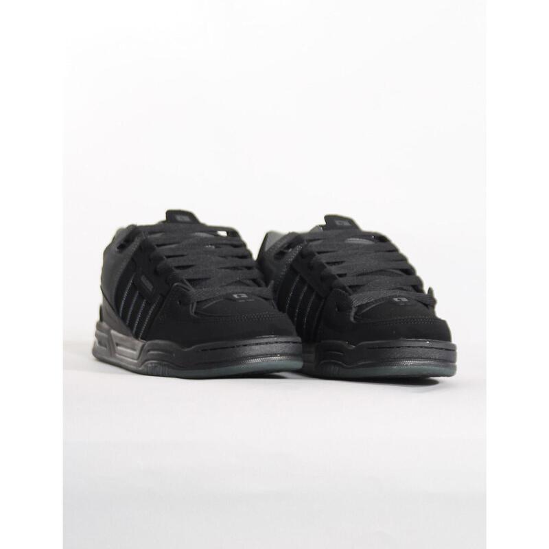 Adidași Globe Fusion negri