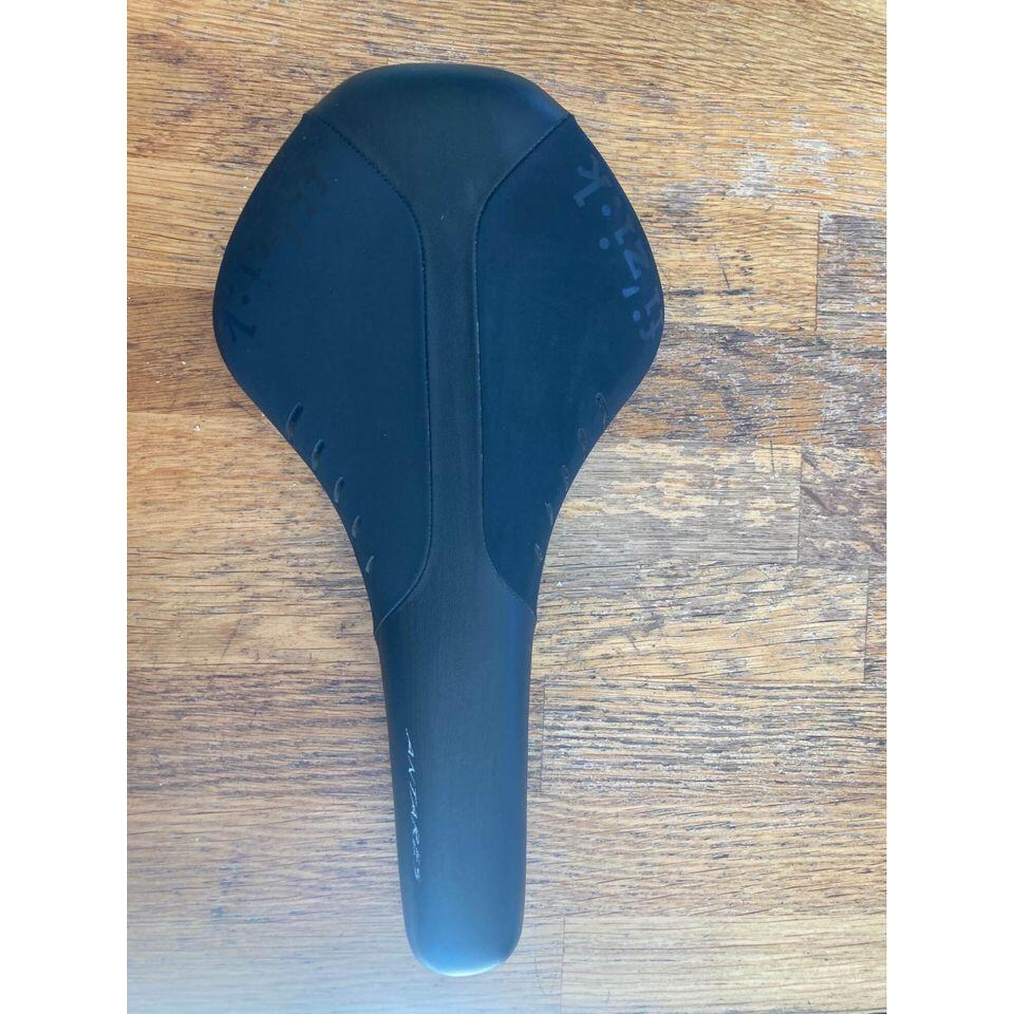 Entre Particuliers - Selle Fizik Antares R5